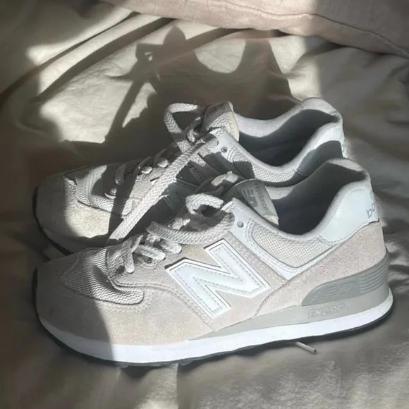 New Balance 550 - Picture 2 of 2